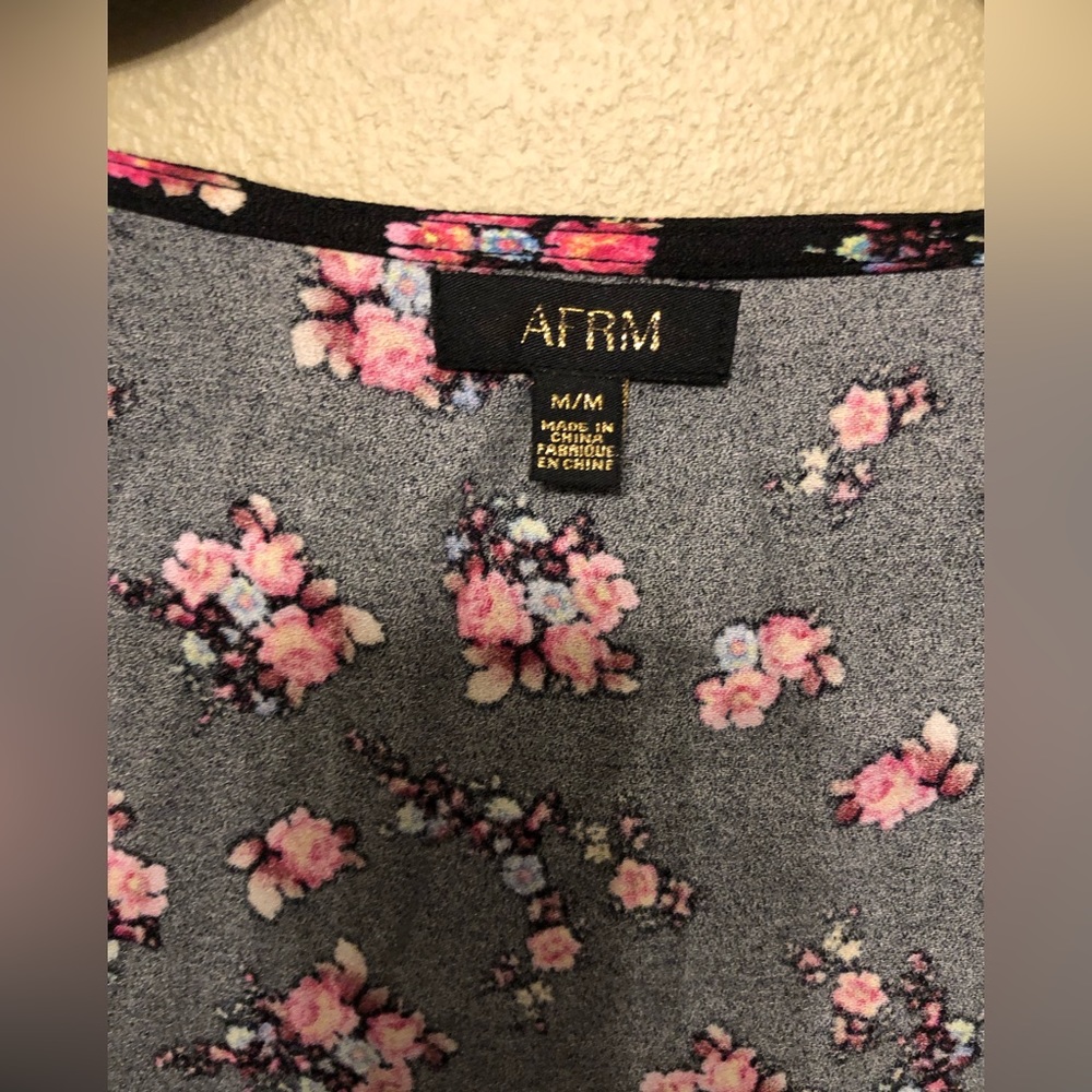 New AFRM Keyhole Front Top - Picture 3 of 4